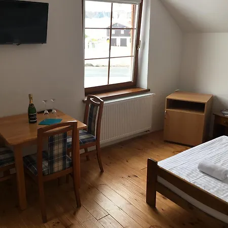 Pod Kaplickou Guest house 3*