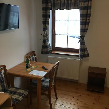 Pod Kaplickou Guest house 3*